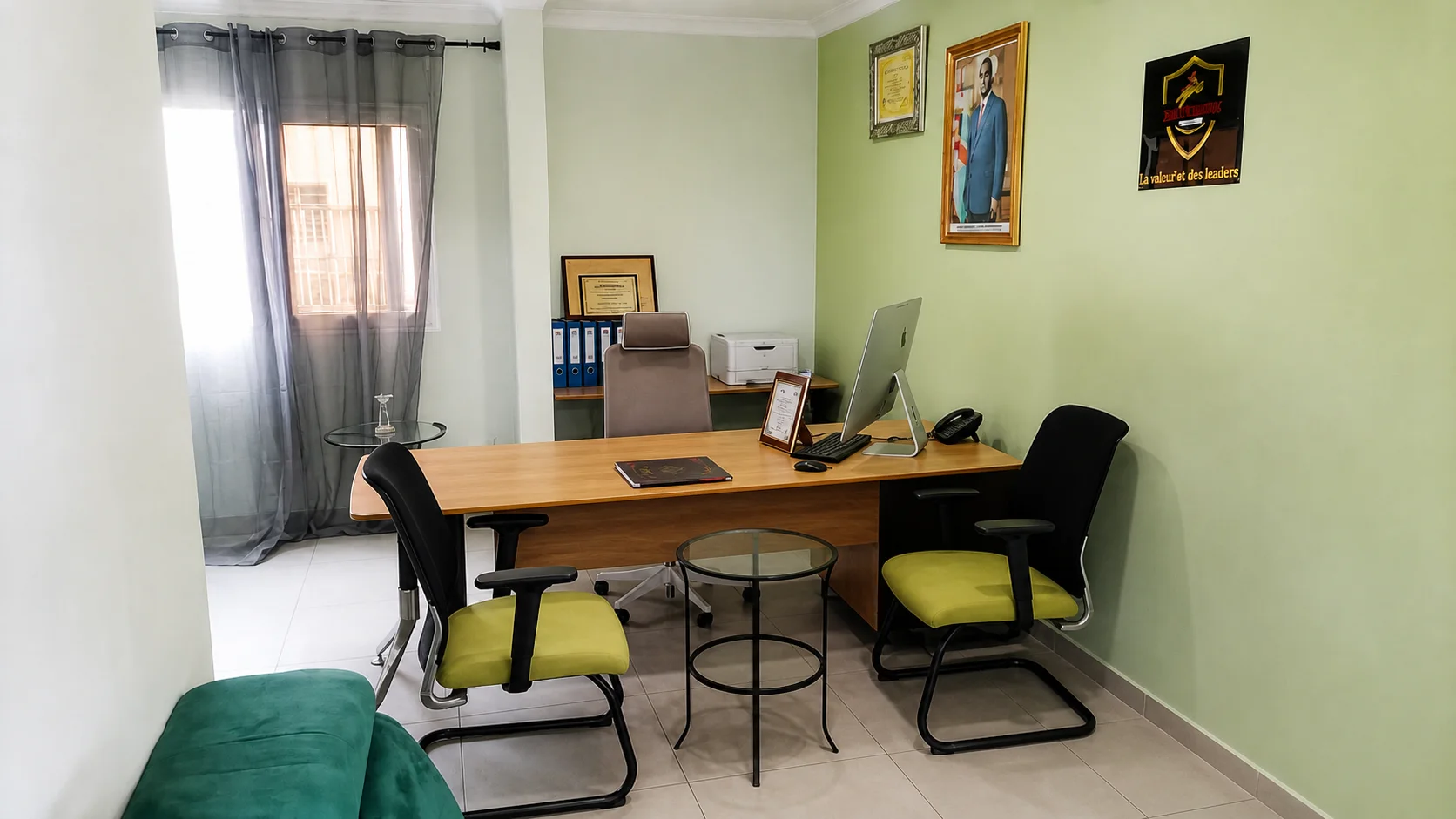 Workspace and administrative coordination AMAZONE